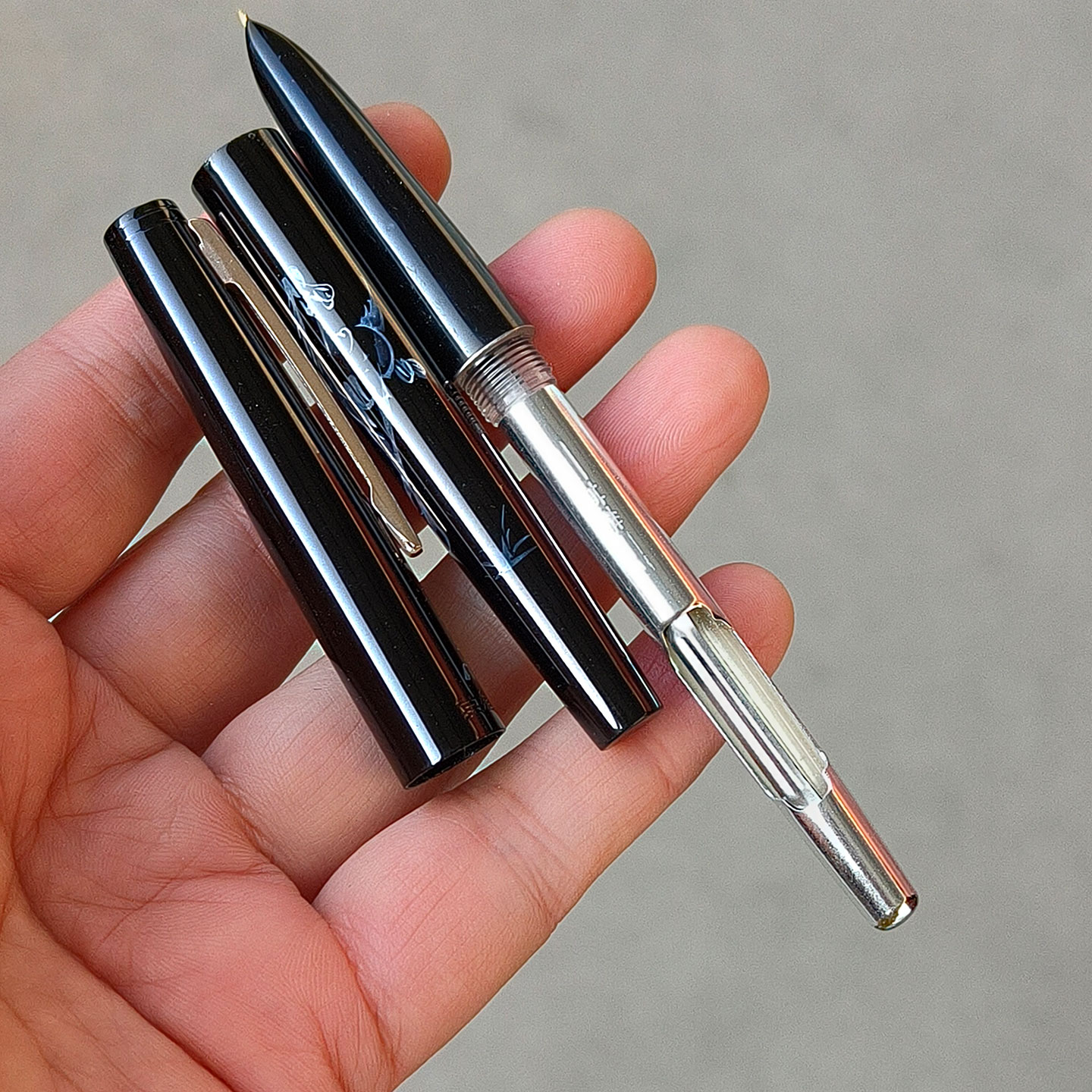 تخفيضات - قلم حبر كلاسيكي HERO - مراجعة Vintage Collectible Pens وسعره
