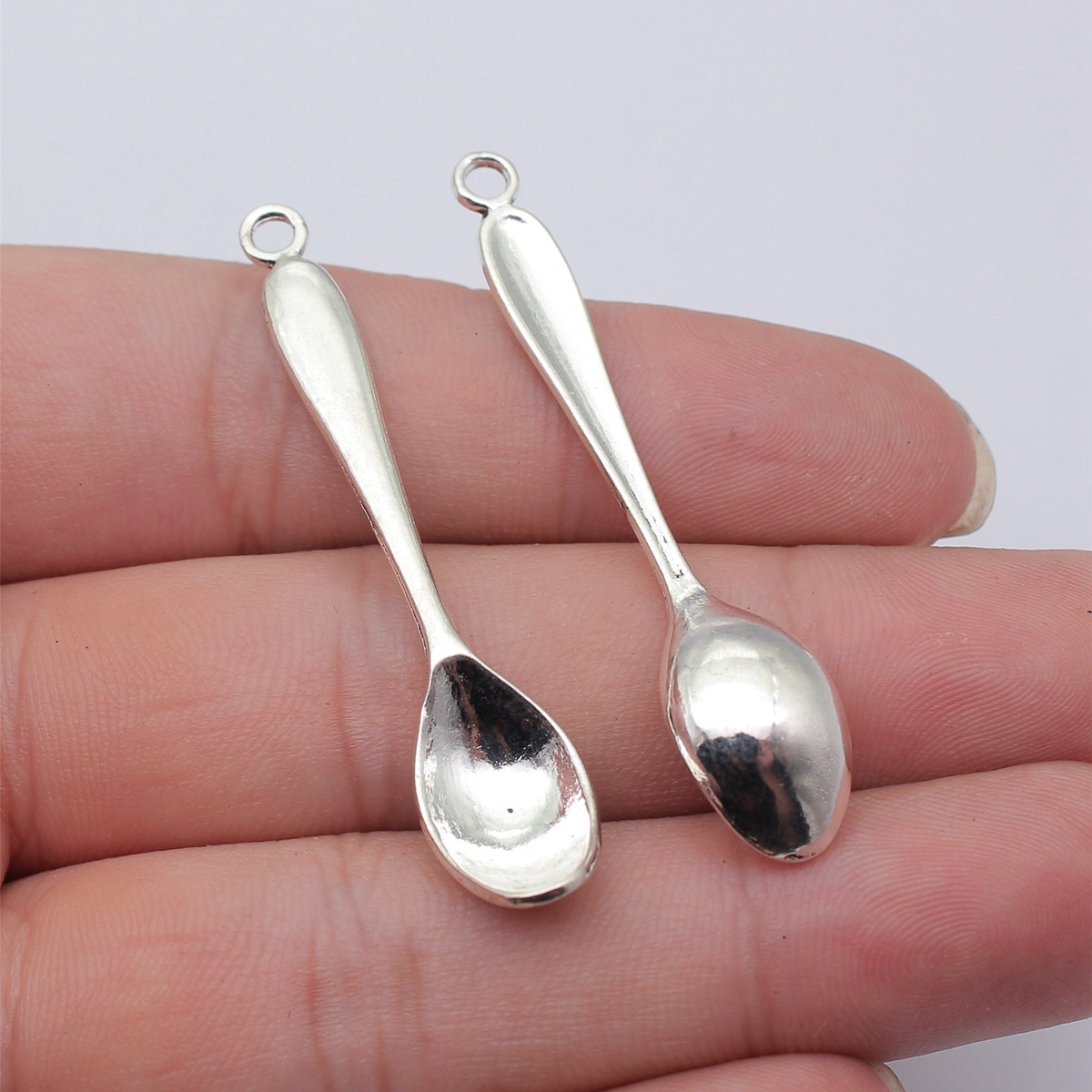 10 قطع من حليات الملاعق بحجم 5 - مراجعة Vintage Collectible Spoons وسعره
